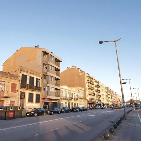 Apartment Foz W Sea Views By Lovelystay Porto